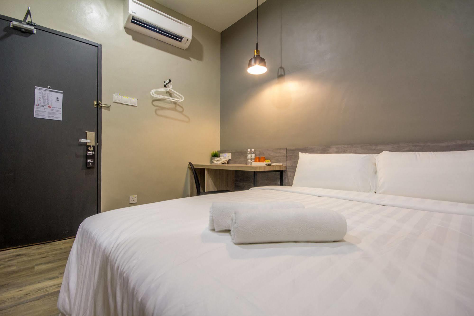 Chariton Hotel Alma Bukit Mertajam Exterior foto